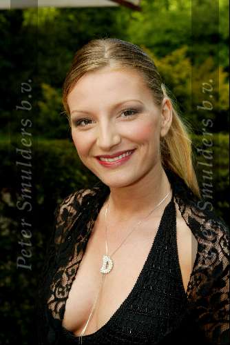 Hooge Vuursche 31 mei 2002

Presentatie tijdschrift van Glamago
Denise Vengaboys


Peter Smulders bv