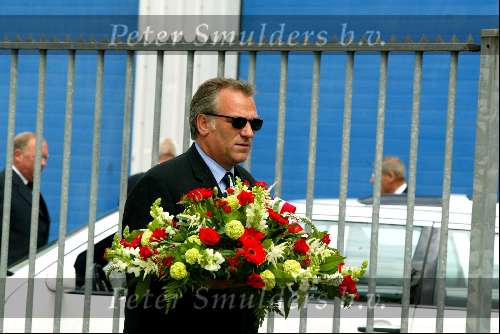 Hilversum 30 mei 2002
Begrafenis Bart de Graaff
Frank Wisse