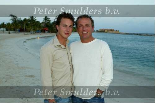 Curacao 20 mei 2002
Princess model of the year vekiezing.
Gordon met Adriaan