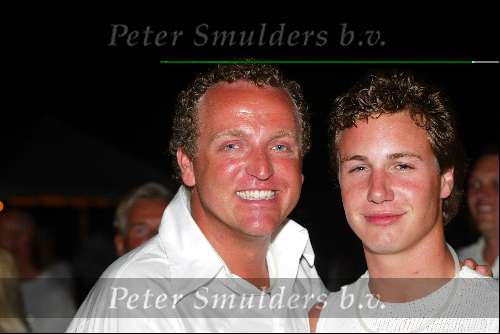 Curacao 23 mei 2002
princess model of the year verkiezing.
gordon en adriaan