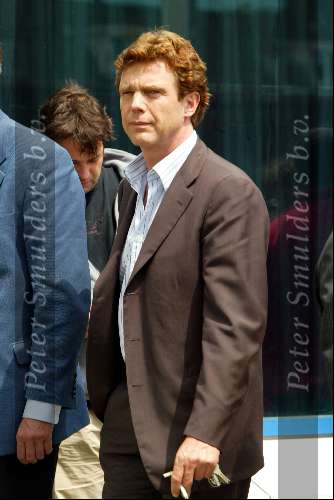 Hilversum 30 mei 2002
Begrafenis Bart de Graaff.
John de Mol jr