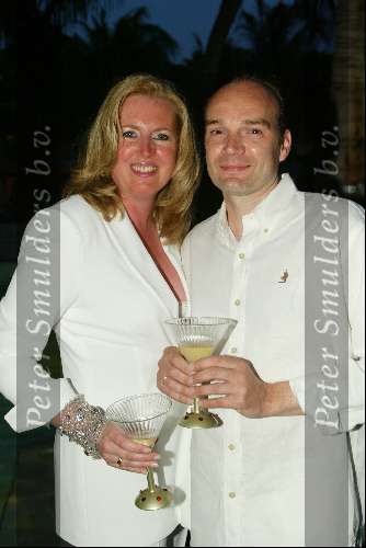Curacao 23 mei 2002
princess model of the year verkiezing.
Monique Collignon met man