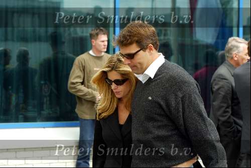 Hilversum 30 mei 2002
Begrafenis Bart de Graaff.
Reinout Oerlemans en Danielle Overgaag
