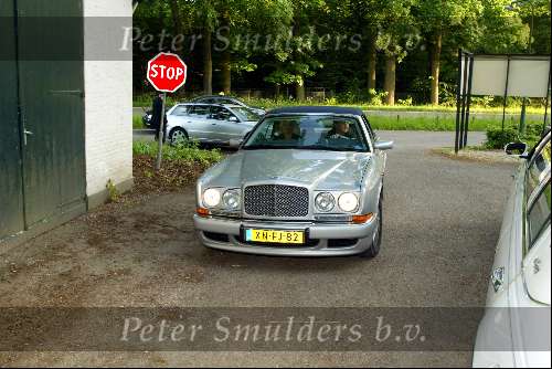 Hooge Vuursche 31 mei 2002
Presentatie tijdschrift van Glamago
Rene Froger in Bentley Cabrio