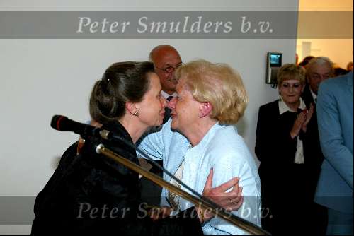 Amstelveen 28 mei 2002
Opening expositie Rita Kok.
Wim Kok en Rita Kok met zus