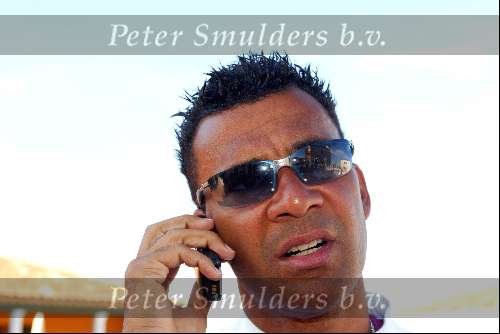 St Tropez 4 mei 2002
Ruud Gullit met gsm