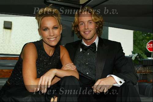 Hooge Vuursche 31 mei 2002
Presentatie tijdschrift van Glamago
Tanja Jess en Charly Luske