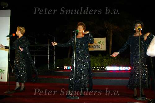 Curacao 23 mei 2002
princess model of the year verkiezing.
three degrees