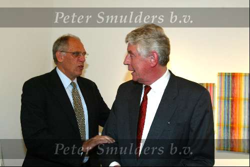 Amstelveen 28 mei 2002
Opening expositie Rita Kok.
Hans Dijkstal en Wim Kok