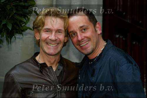 Den Bosch 19 mei 2003
gaynight in de orangerie in den bosch
addy v d krommeacker met vriend