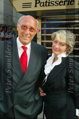 Amsterdam 26 mei 2003
premiere intervieuw in tuschinski
Arie Olivier met vrouw