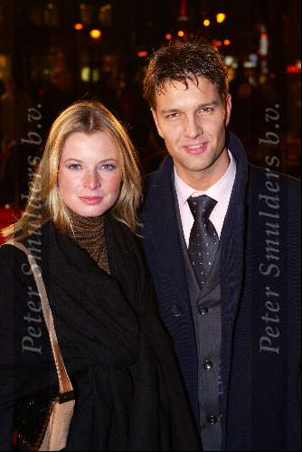 Amsterdam 21 december 2001
Uitreiking van de Rembrandt awards in de beurs van Berlage.
Bas Muijs met vriendin