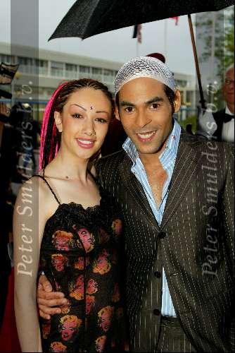 Amsterdam 12 mei 2003
Musical awards in rai amsterdam
ivo chundro met dewie idols