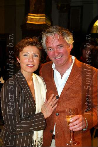 Amsterdam 21 mei 2003
presentatie boek mart Visser in  het tropenmuseum
Suze Mens en dick beyer