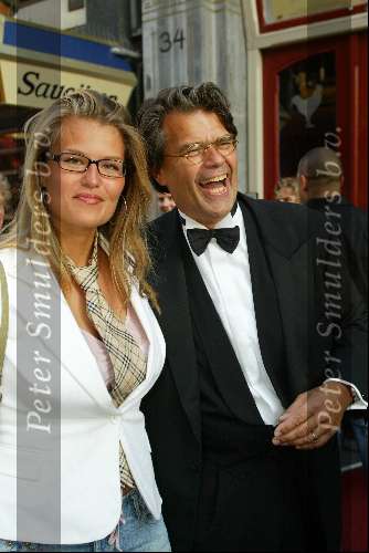 Amsterdam 26 mei 2003
premiere intervieuw in tuschinski
emile ratelband met dochter minou ratelband