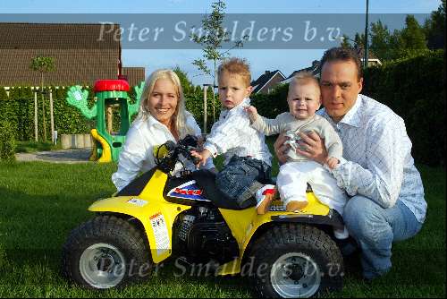 Fijnaart10 april 2003
Frans BAUER met mariska cristian en jan
