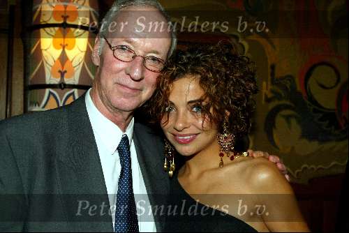 Amsterdam 15 mei 2003
premiere the matrix in tuschinski
wik jongsma en georgina verbaan