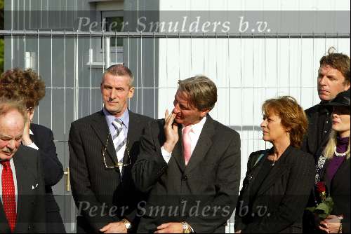 Hilversum 6 mei 2003
herdenking moord pim fortuyn op mediapark
martin fortuyn, hans smolders, bob smalhout