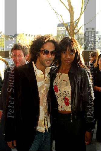 Amsterdam 6 mei 2003
Premiere O what a night in carre
Ivo chundro
