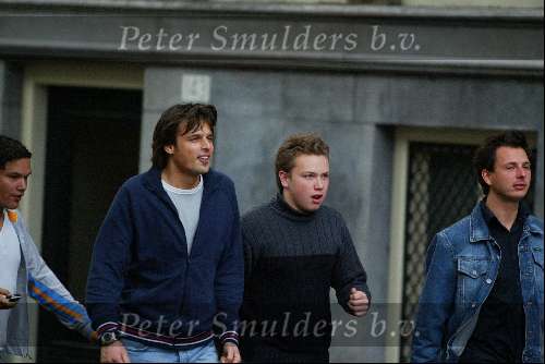 Amsterdam 23 mei 2003
jamai idols met vriendjes op de wallen