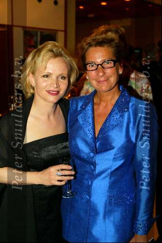Amsterdam 12 mei 2003
Musical awards in rai amsterdam
janine v d ende en renee stoutendijk