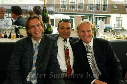 Ouderkerk aan de amstel 5 mei 2003
Opening rest . klein Paardenburg
jeffrey stubbs