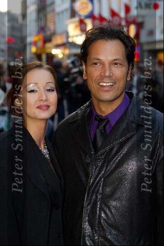Amsterdam 15 mei 2003
Premiere the matrix in tuschinski
Jennifer de jong met man