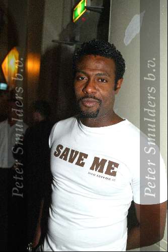 Amsterdam 23 mei 2003
save the oerang oetang in hotel arena
john williams