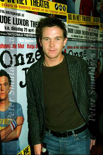 Rotterdam 8 mei 2003
Premiere Onze Jeugd johnny de mol