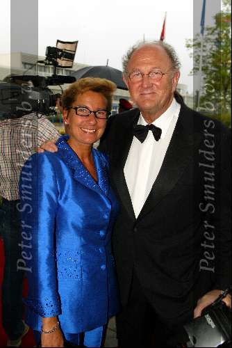 Amsterdam 12 mei 2003
Musical awards in rai amsterdam
joop v d ende met vrouw janine v d ende