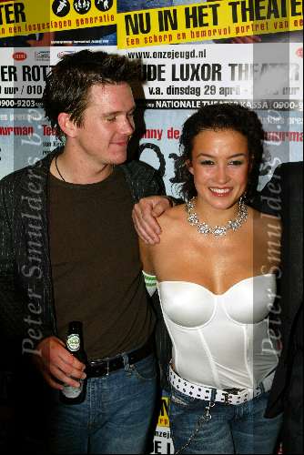 Rotterdam 8 mei 2003
Premiere Onze Jeugd met katja schuurman johnny de mol