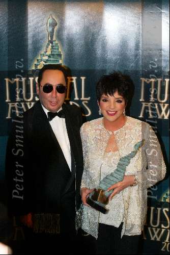 Amsterdam 12 mei 2003
Musical awards in rai amsterdam
lisa minelli met man