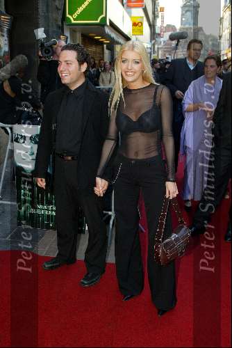 Amsterdam 15 mei 2003
Premiere the matrix in tuschinski
lutein v Kranen met vriend