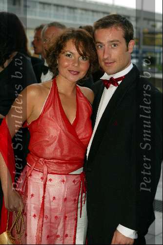 Amsterdam 12 mei 2003
Musical awards in rai amsterdam
maaike widdershoven met vriend