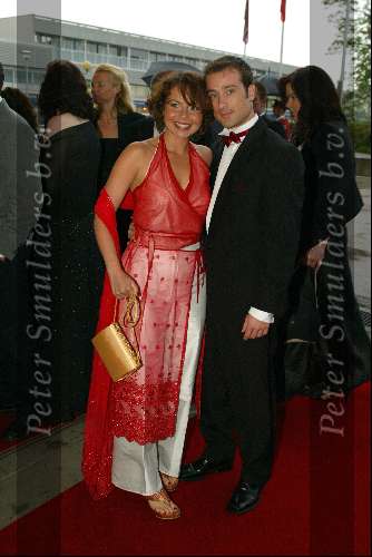 Amsterdam 12 mei 2003
Musical awards in rai amsterdam
maaike widdershoven met vriend