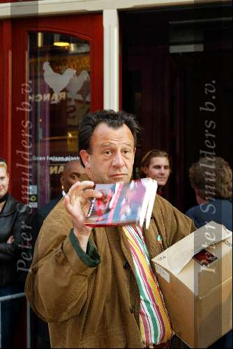 Amsterdam 26 mei 2003
premiere intervieuw in tuschinski
maarten wansink