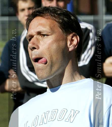 Amsterdam 10 mei 2003
Marco v Basten bij voetvolley in amsterdam
