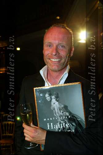 Amsterdam 21 mei 2003
presentatie boek mart Visser in  het tropenmuseum
mart visser