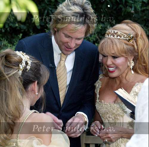 11 Mei 2003
Opnieuw trouwen Patricia Paaij met Adam Curry