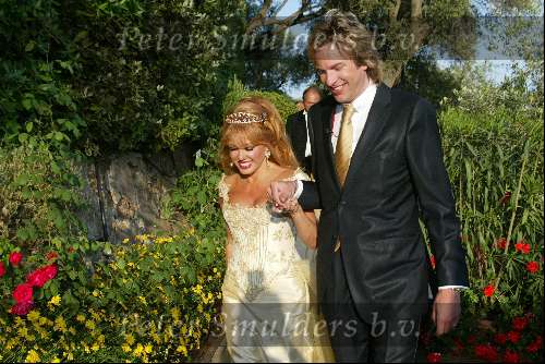 11 Mei 2003
Opnieuw trouwen Patricia Paaij met Adam Curry