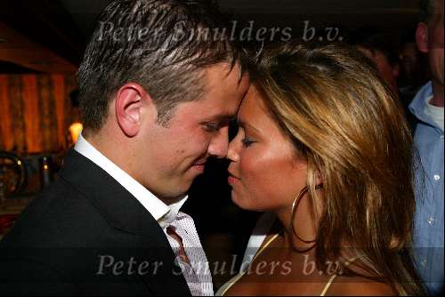 Amsterdam 22 mei 2003
FHM party op boot
rafael v d vaart en silvie meis