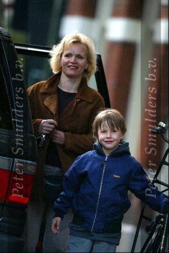 Amsterdam 15 mei 2003
Renee soutendijk met zoon
