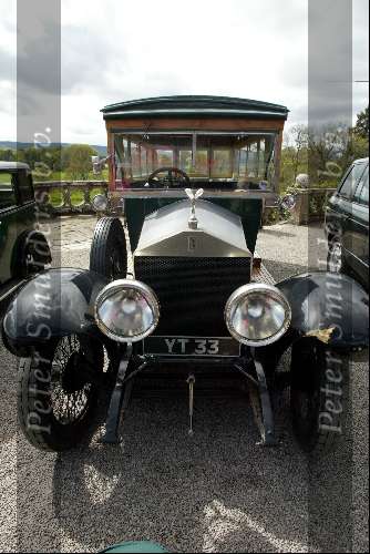 Schotland 10 mei 2003
Skibo Castle Kasteel waar o.a. Paul Mc Cartney en Madonna zijn getrouwd
Schotse Highlands  Rolls Royce