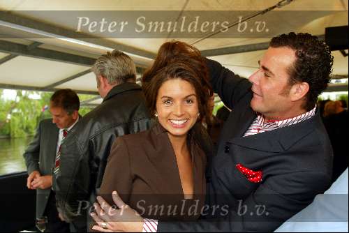 Ouderkerk aan de amstel 5 mei 2003
Opening rest . klein Paardenburg
rossanna lima en laurenz mol
