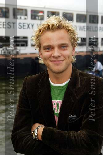 Amsterdam 22 mei 2003
FHM party op boot
sander foppele