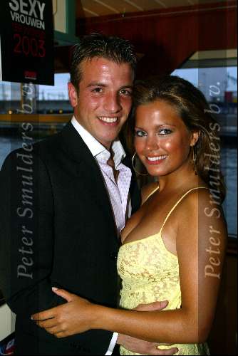 Amsterdam 22 mei 2003
FHM party op boot
rafael v d vaart en silvie meis