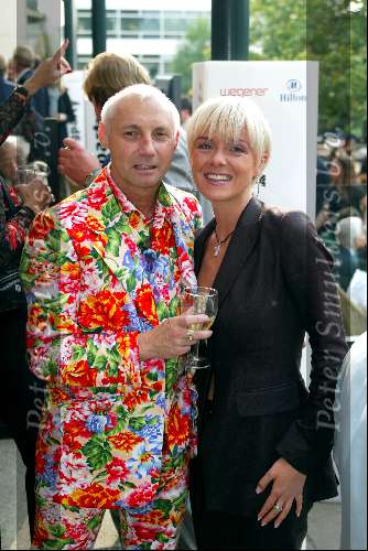 Amsterdam 27 mei 2003
haringparty in hilton amsterdam
suze mens en ronald kolck
