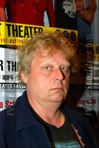 Rotterdam 8 mei 2003
Premiere Onze Jeugdtheater
theo v gogh