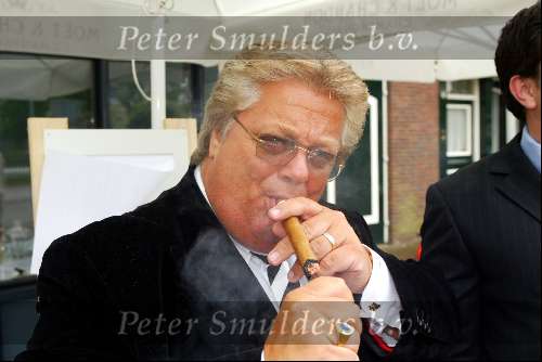 Ouderkerk aan de amstel 5 mei 2003
Opening rest . klein Paardenburg
Tony Tetro