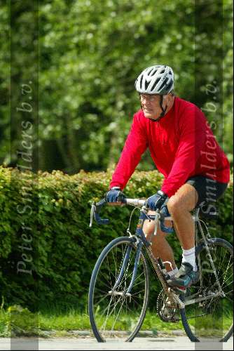 Loosdrecht 4 mei  2003
willem v Kooten op zijn wielrenfiets